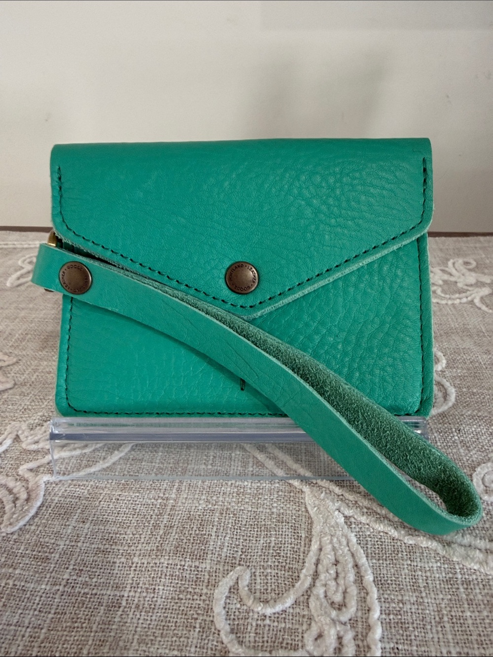 Portland Leather Goods Passport Envelope Style Wristlet Clutch